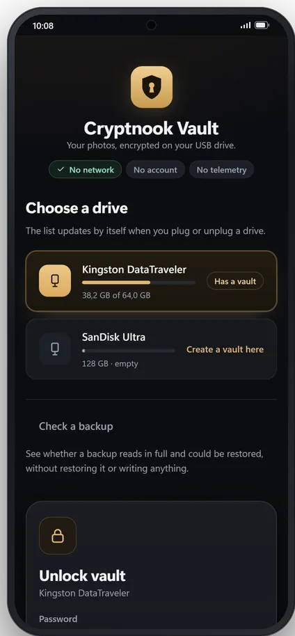 Start screen on the phone: the list of connected drives, one with a vault and an empty one to create it on.
